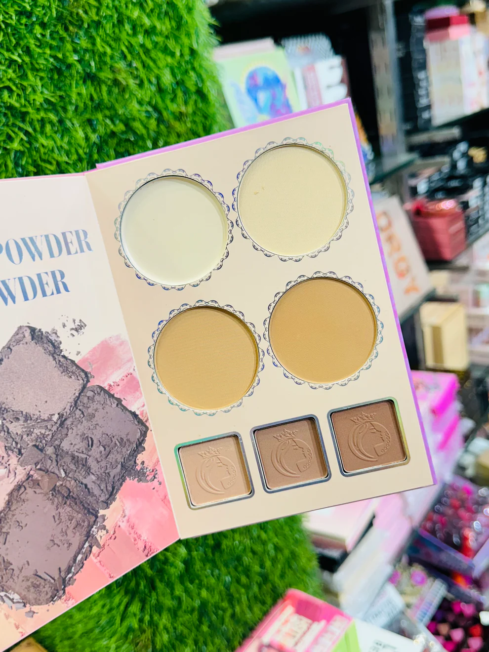 IGOODCO 4 Page Makeup Book | Highlighters | Blushers | Contours | Eyeshadows | Concealers | Eyebrow Powders - Image 6