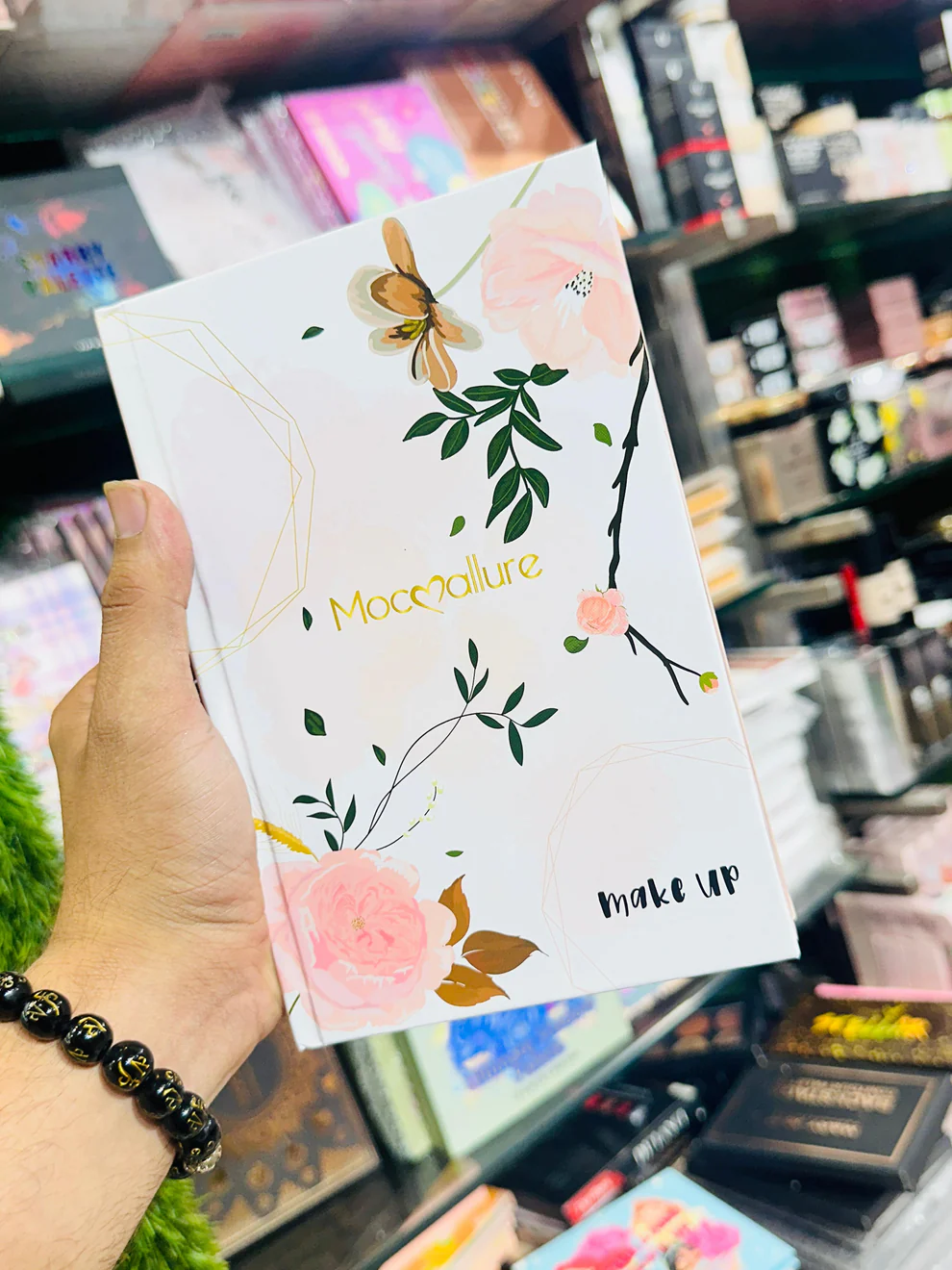 Mocmallure Wedding Bells 4 Page Makeup Book Palette For Girls - Image 3