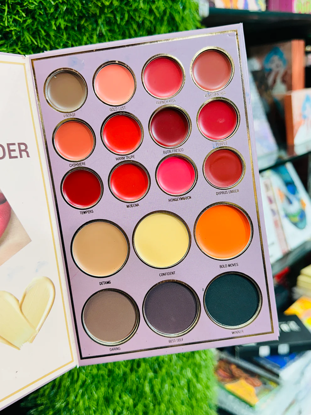 Mocallure 5 Page All in Makeup Book Palette - Image 2